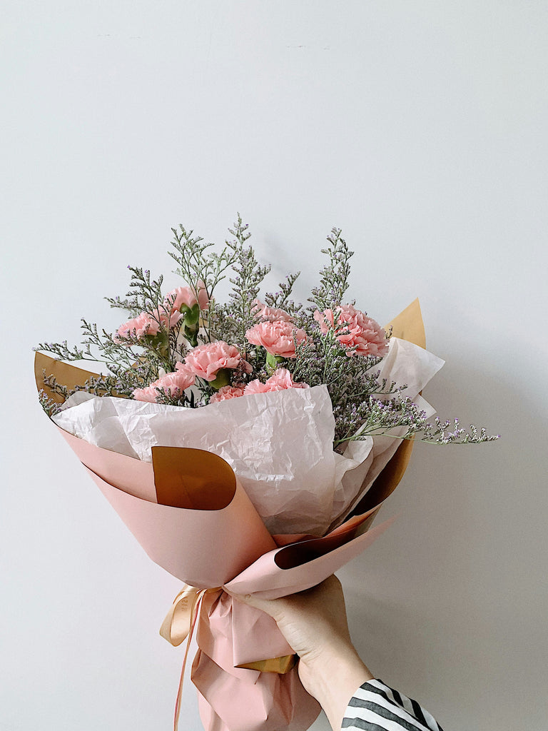 How to Wrap a Bouquet of Flowers