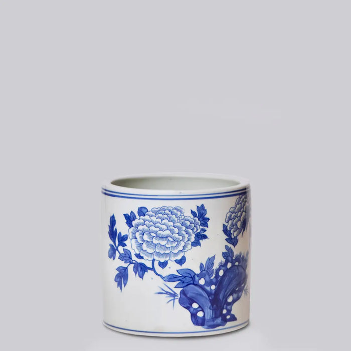 Blue and White Porcelain Peony Cachepot